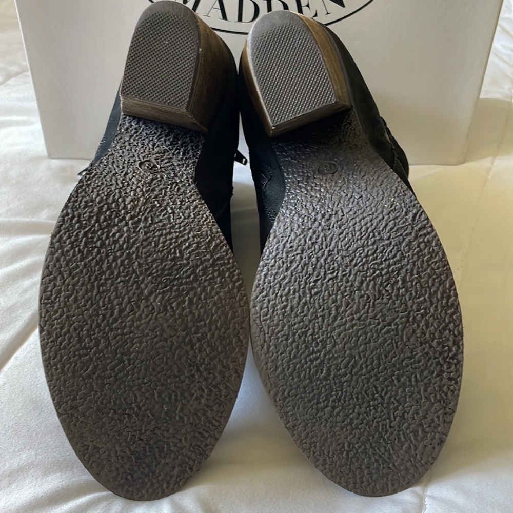 Steve Madden Women’s Black Nubuck Ryatt Zip Leather Ankle Boots - Size 8 - Picture 5 of 9